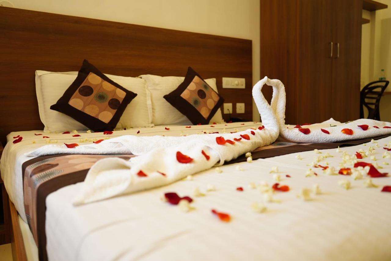 The Patio Thekkady Hotel Exterior foto